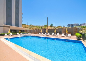 Современный пентхаус 2+1 в престижном комплексе в Махмутларе