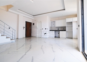 Современный пентхаус 2+1 в престижном комплексе в Махмутларе