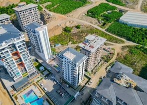 Современный пентхаус 2+1 в престижном комплексе в Махмутларе