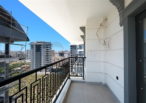 Современный пентхаус 2+1 в престижном комплексе в Махмутларе