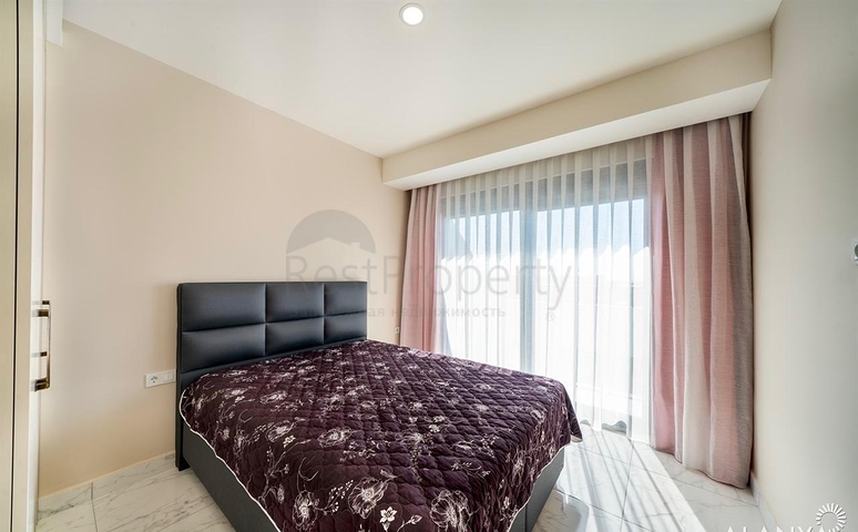 Просторная меблированная квартира 3+1 в современном жилом комплексе в Авсалларе