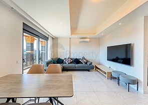 Просторная меблированная квартира 3+1 в современном жилом комплексе в Авсалларе