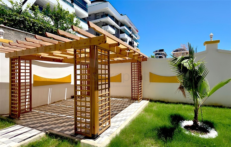 Просторная квартира с видом на море в живописном районе Аланьи