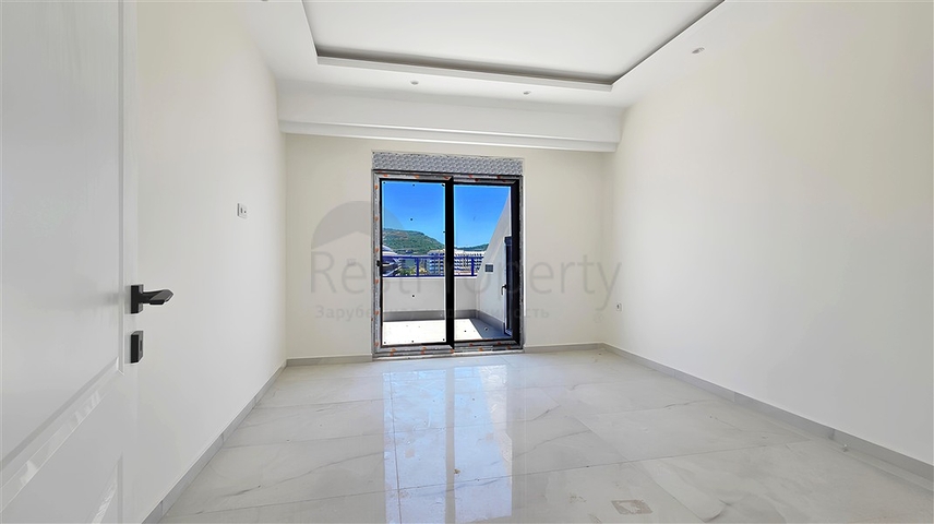 Пентхаус у моря с просторной террасой в районе Каргаджак 