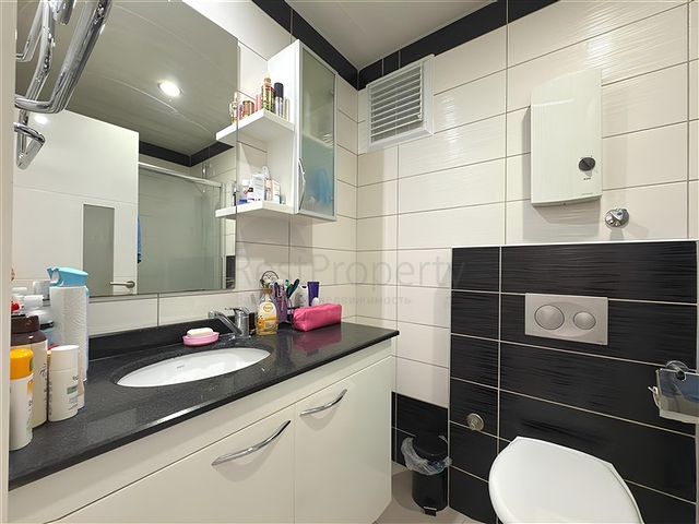 Уютная меблированная квартира с видом на море в Авсалларе