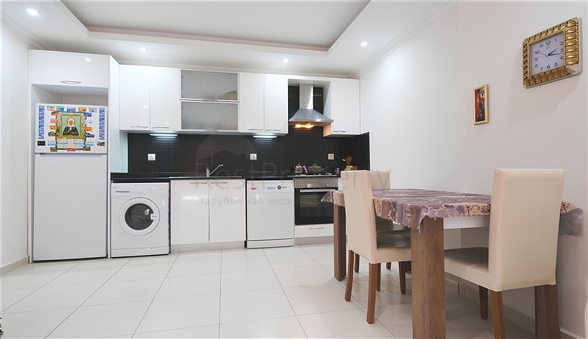 Уютная меблированная квартира с видом на море в Авсалларе