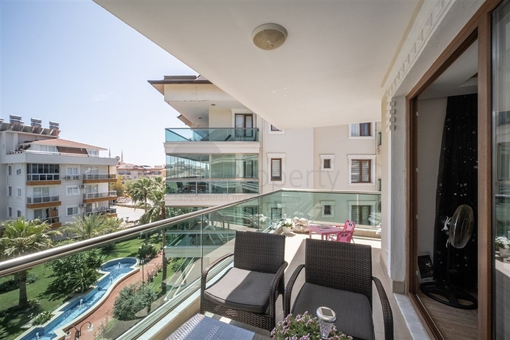 Просторная меблированная квартира 2+1 в престижном районе Аланьи – Оба