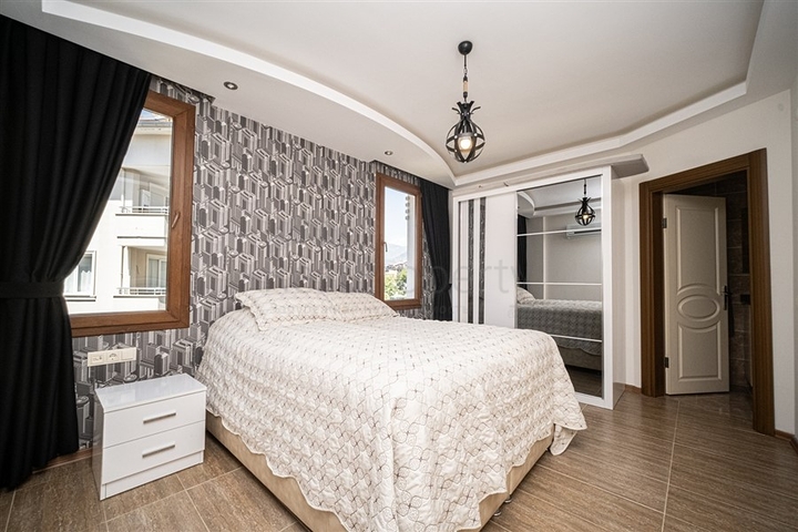 Просторная меблированная квартира 2+1 в престижном районе Аланьи – Оба