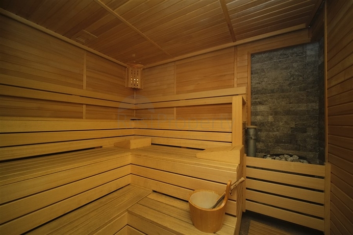 Просторная меблированная квартира 2+1 в престижном районе Аланьи – Оба