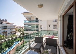 Просторная меблированная квартира 2+1 в престижном районе Аланьи – Оба