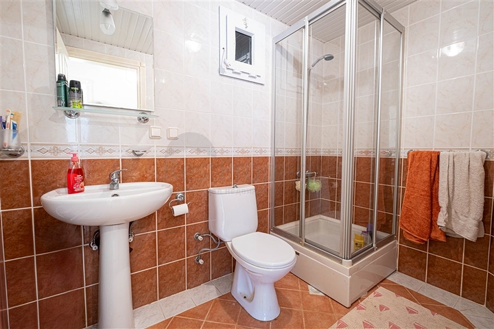 Уютная меблированная квартира 2+1 рядом с пляжем в районе Тосмур