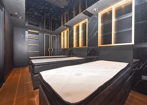 Современная квартира 1+1 в новом комплексе с видом на море в центре Аланьи