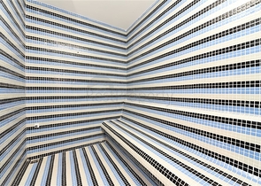 Просторная квартира 2+1 в новом комплексе с видом на море в центре Аланьи