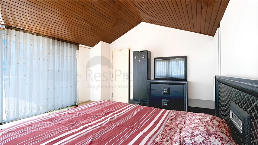 Просторная квартира 4+1 в районе Оба — для комфортной жизни у моря