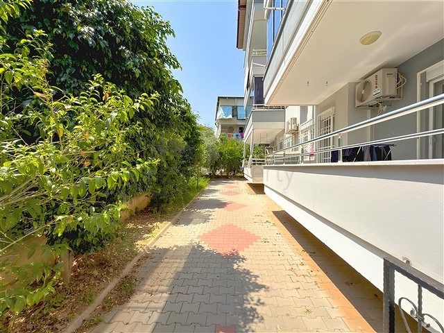 Просторная квартира 4+1 в районе Оба — для комфортной жизни у моря