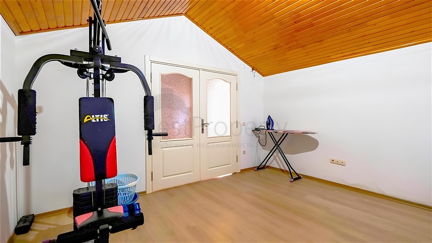 Просторная квартира 4+1 в районе Оба — для комфортной жизни у моря