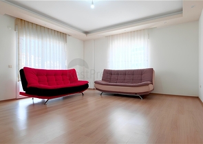 Просторная квартира 4+1 в районе Оба — для комфортной жизни у моря