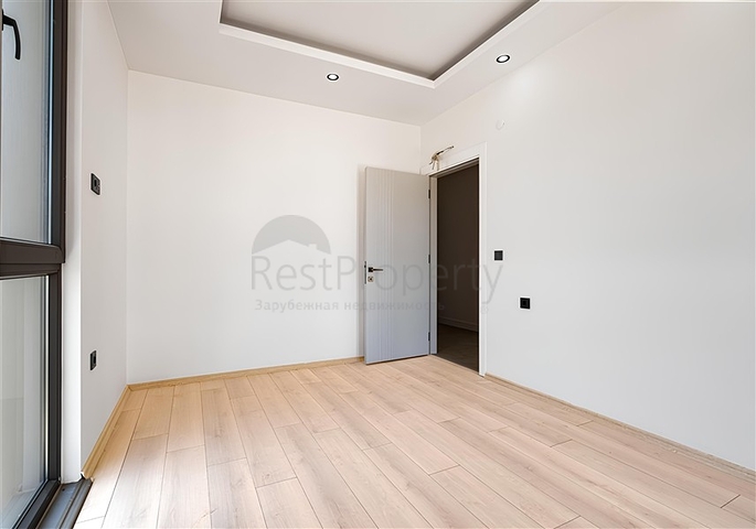 Современная квартира в окружении природы и моря