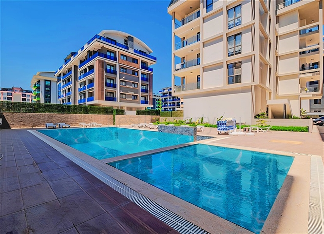 Современная квартира в окружении природы и моря