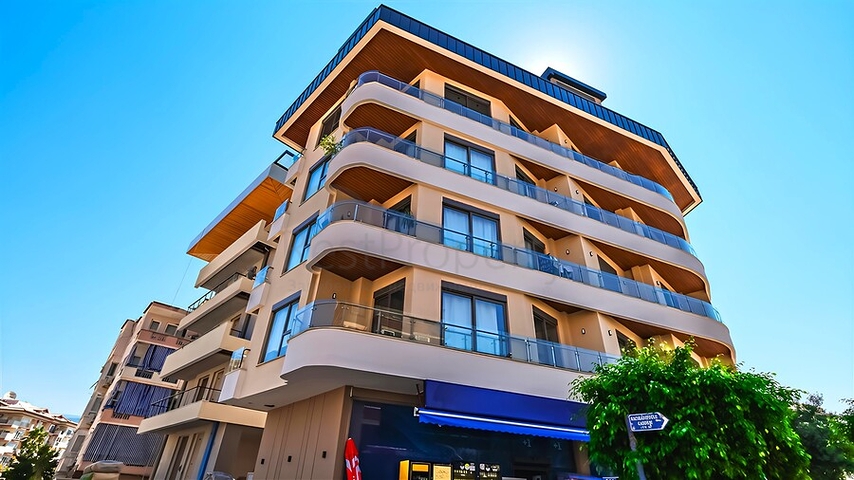 Современная квартира 1+1 рядом с пляжем в районе Оба