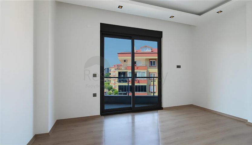 Современная квартира 1+1 рядом с пляжем в районе Оба