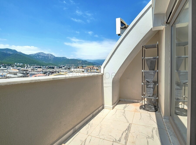 Просторный пентхаус 4+1 с богатой инфраструктурой в сердце района Оба