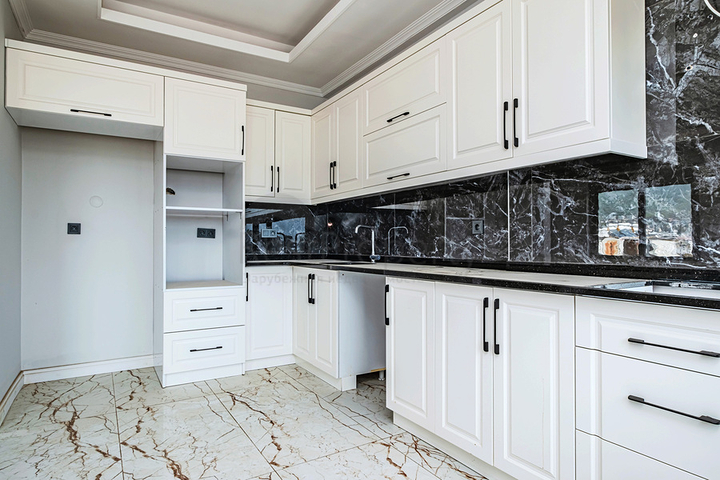 Просторный пентхаус 4+1 с богатой инфраструктурой в сердце района Оба