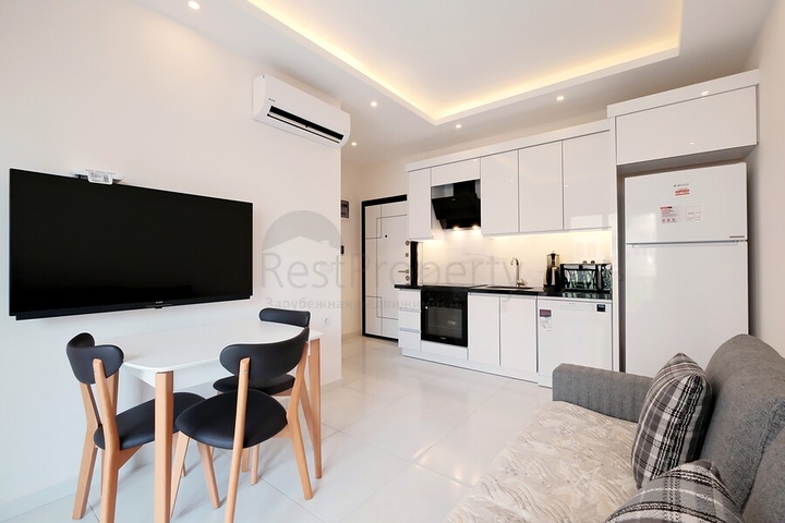 Современная квартира в районе Махмутлар рядом с морем