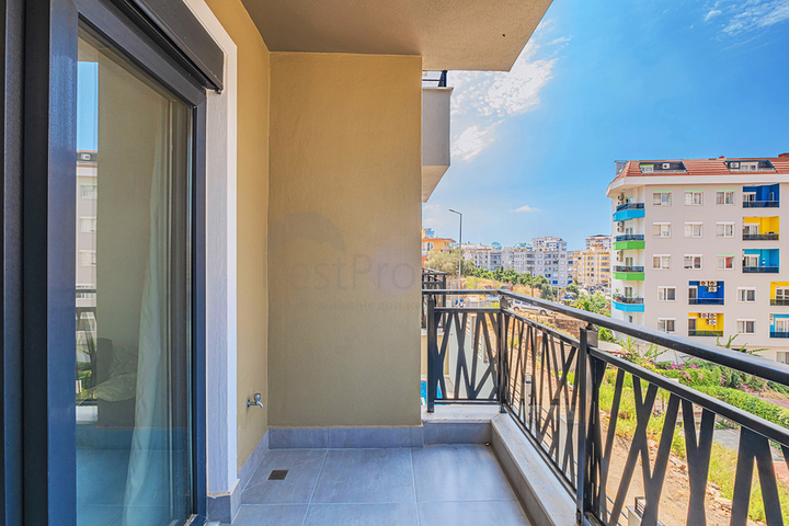 Современная квартира в районе Махмутлар рядом с морем