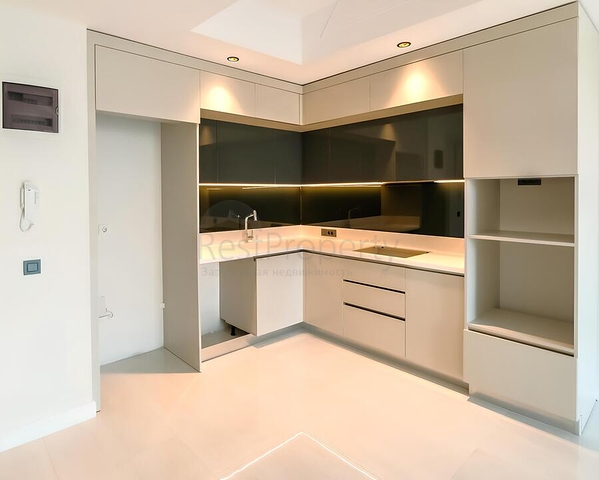 Роскошная квартира в современном жилом комплексе у моря