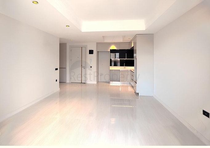 Роскошная квартира в современном жилом комплексе у моря