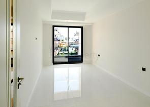 Роскошная квартира в современном жилом комплексе у моря