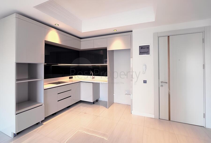 Современная квартира у моря в престижном комплексе