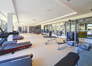 Современная квартира у моря в престижном комплексе