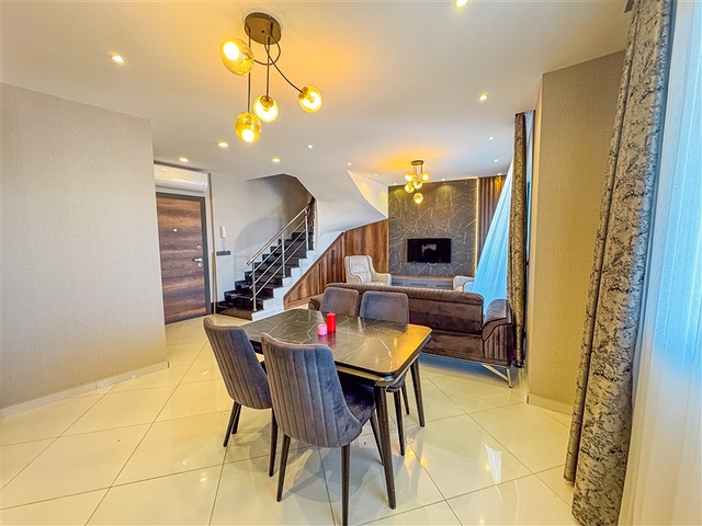 Пентхаус с видом на море в престижном жилом комплексе