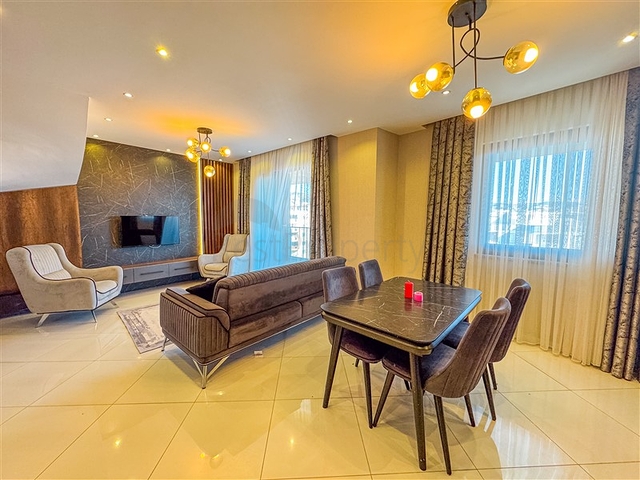 Пентхаус с видом на море в престижном жилом комплексе