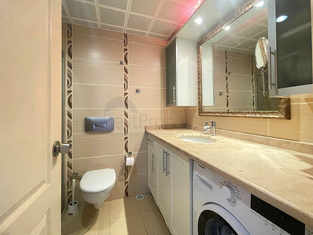 Просторная меблированная квартира в престижном районе Оба