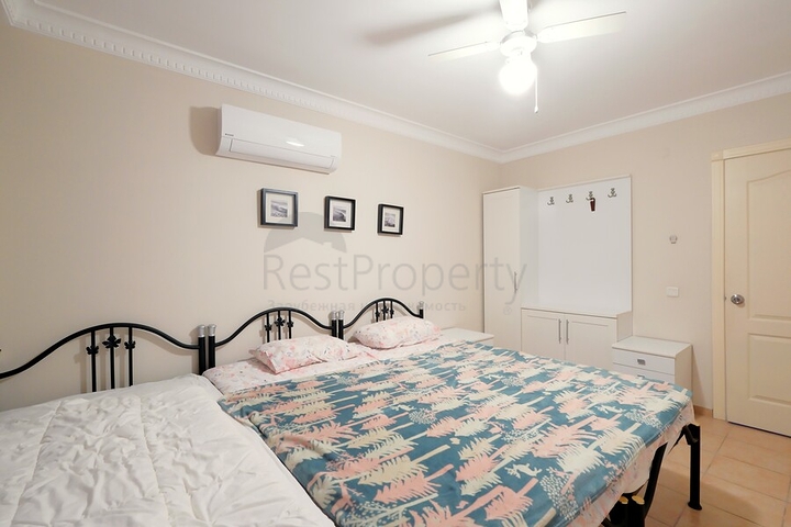 Просторная меблированная квартира в престижном районе Оба