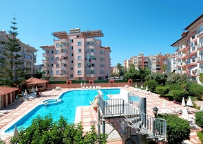 Просторная меблированная квартира в престижном районе Оба