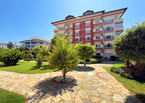 Просторная меблированная квартира в престижном районе Оба