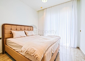 Современная меблированная квартира в 200 метрах от моря в Тосмуре