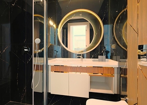 Современная меблированная квартира в 200 метрах от моря в Тосмуре