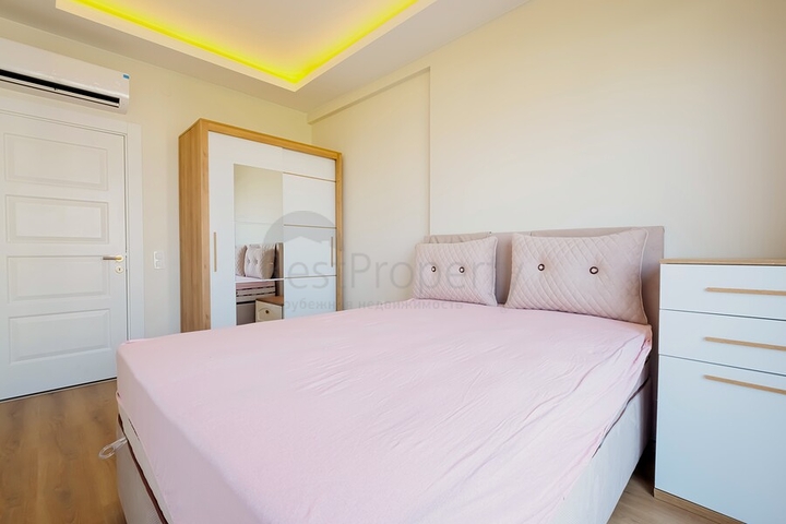 Современная меблированная квартира в комплексе с богатой инфраструктурой в Махмутларе