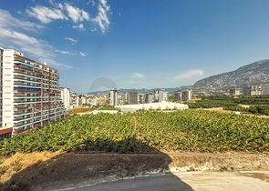 Современная меблированная квартира в комплексе с богатой инфраструктурой в Махмутларе