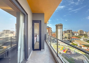 Современная меблированная квартира в комплексе с богатой инфраструктурой в Махмутларе