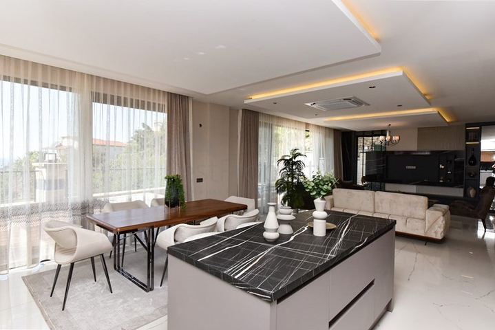 Виллы в новом комплексе района Каргыджак