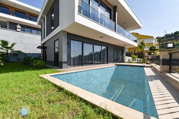 Виллы в новом комплексе района Каргыджак