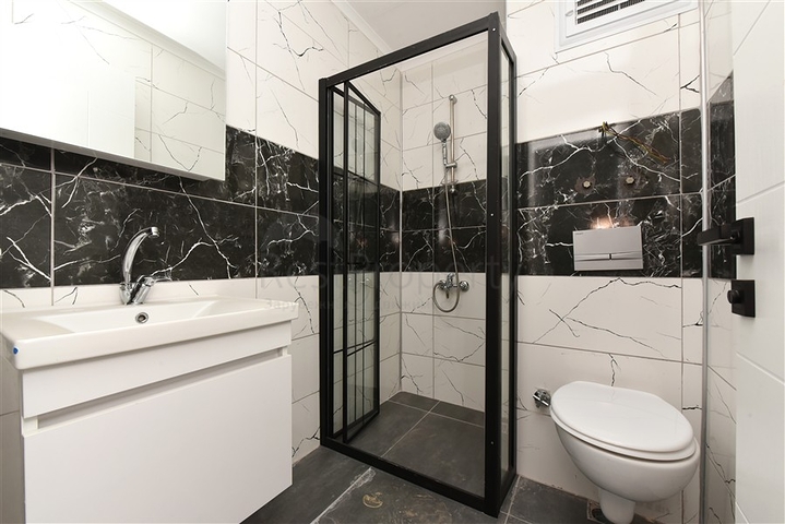 Уютная квартира 1+1 в современном жилом комплексе в Авсалларе