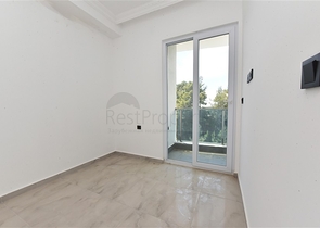 Уютная квартира 1+1 в современном жилом комплексе в Авсалларе