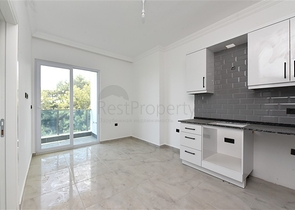 Уютная квартира 1+1 в современном жилом комплексе в Авсалларе